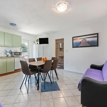 Appartement Simplistic In With Garden *