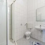 Simplistic In With Garden Appartement *